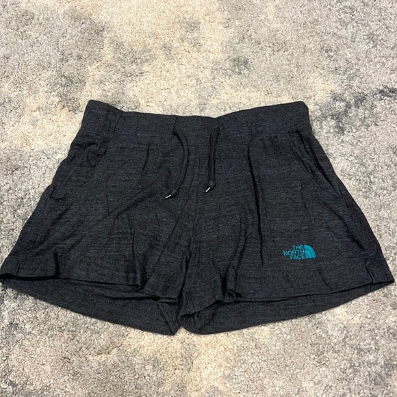 The North Face women’s shorts, size M, color gray, new condition - Picture 1 of 5